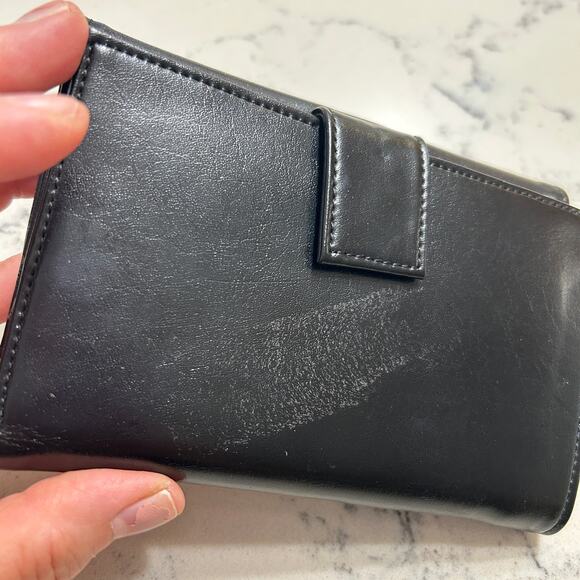 Vintage Guess Wallet Black Faux Leather Bi-fold with Snap pocket SOME WEAR - Picture 11 of 12